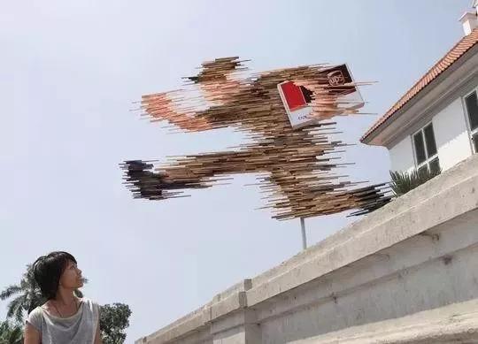這些腦洞大開的室外廣告牌子，你見過幾個？8