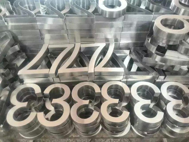 這些精工字，不光適合戶外展示，還可以是企業(yè)最搶眼的形像3