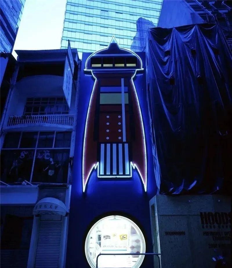 最“靚”的門頭標(biāo)牌，發(fā)現(xiàn)第一款就愛了16