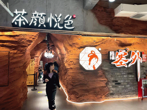 走訪長沙、重慶等地后，我總結(jié)出一套做燈箱廣告牌“吸金術(shù)”2